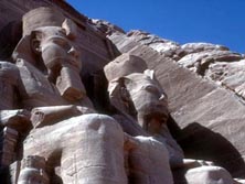 Weltweite Studienreisen, Reisen mit Studienreisencharakter - gypten: Pyramiden-Figuren