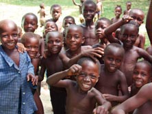Weltweite Studienreisen, Reisen mit Studienreisencharakter - Sierra Leone: Kinderhorde